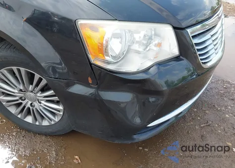 2014 Chrysler Town & Country Touring-L z USA, uszkodzony, nr VIN 2C4RC1CG5ER378194